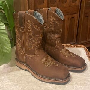 Men's Western Work Boots with Gold Stitching by Scorpion Bootmakers. Size 9 NIB